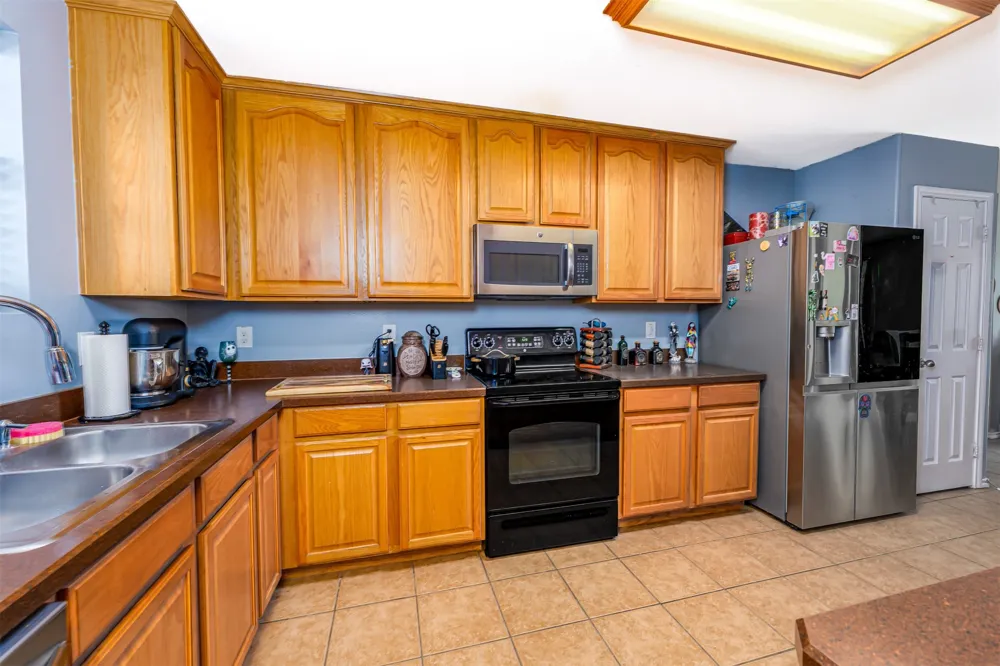 789 Keel Line Drive Crowley, TX 76036
