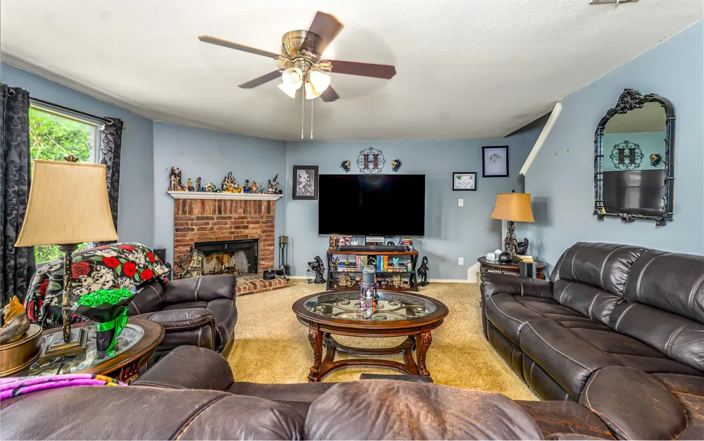 789 Keel Line Drive Crowley, TX 76036