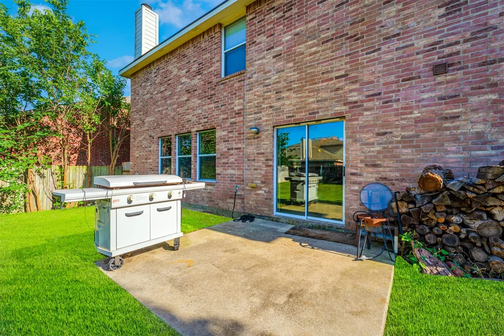 789 Keel Line Drive Crowley, TX 76036