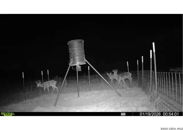 9393 E Us Highway 87 Westhoff, TX 77994