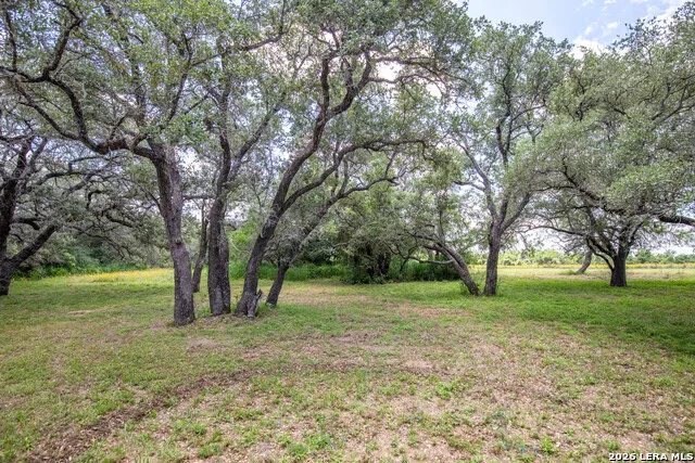 9393 E Us Highway 87 Westhoff, TX 77994