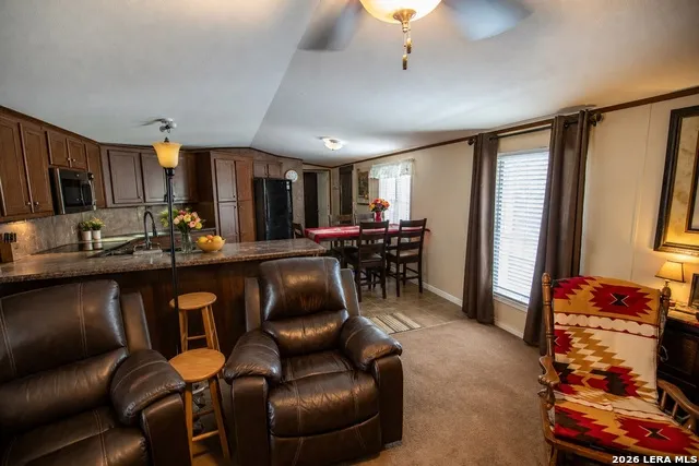 9393 E Us Highway 87 Westhoff, TX 77994