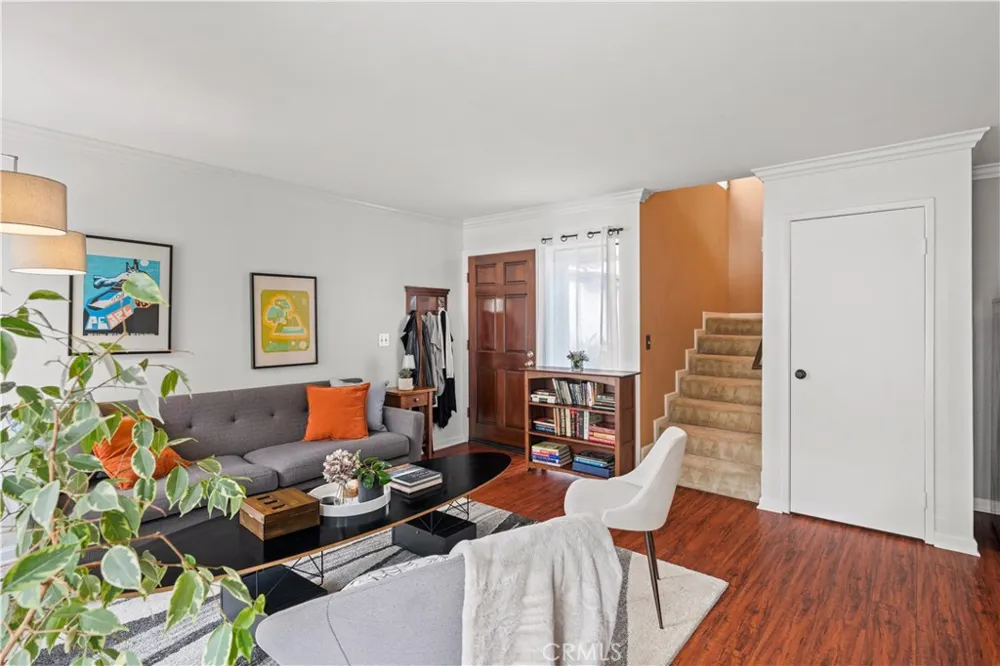 9906 Aspen Circle Santa Fe Springs, CA 90670