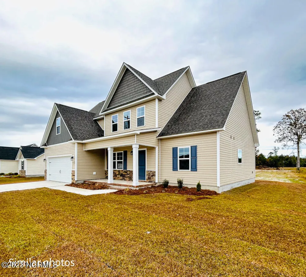 702 Pebble Branch Court Holly Ridge, NC 28445