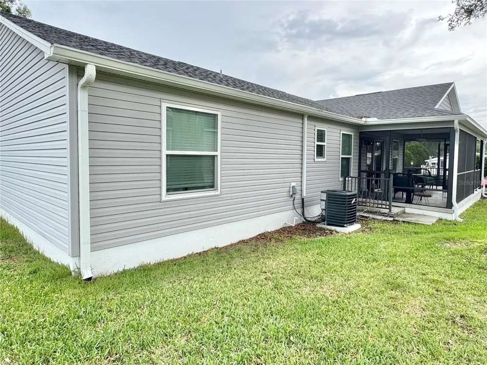 810 ROSEAPPLE AVENUE Lady Lake, FL 32159