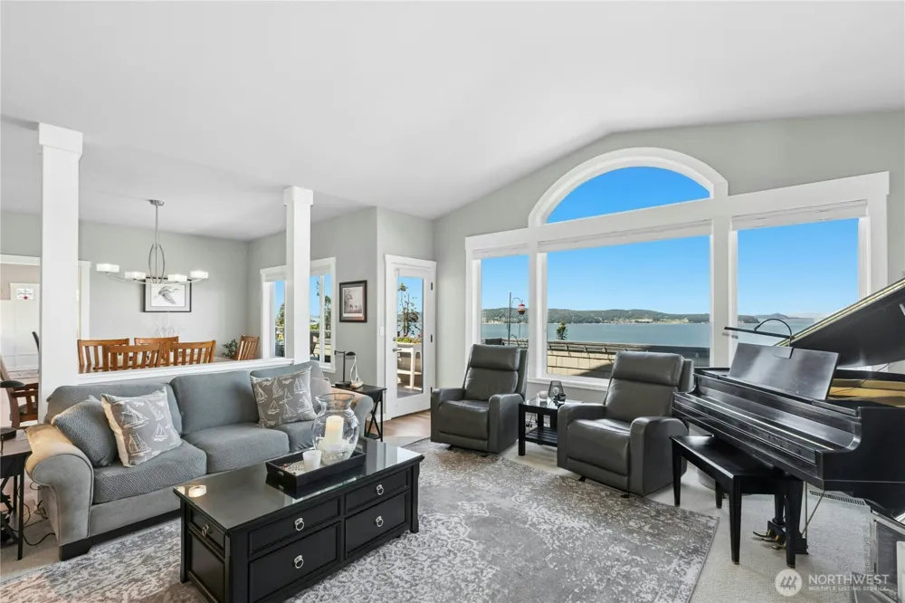 407 Vanderlin Drive Camano Island, WA 98282