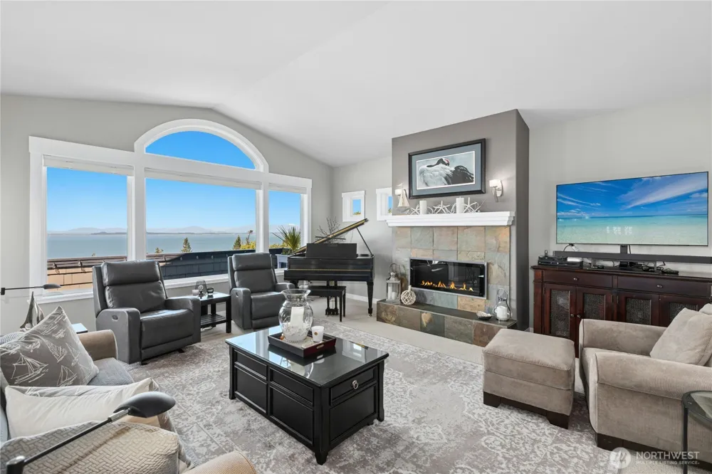 407 Vanderlin Drive Camano Island, WA 98282