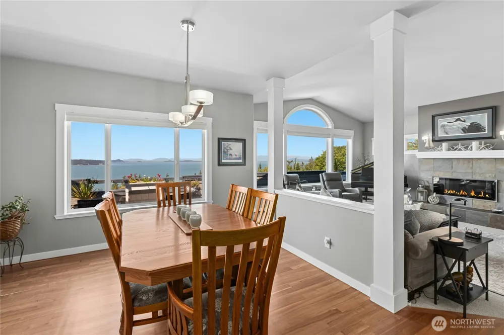407 Vanderlin Drive Camano Island, WA 98282