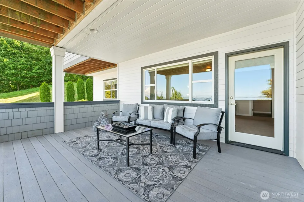 407 Vanderlin Drive Camano Island, WA 98282