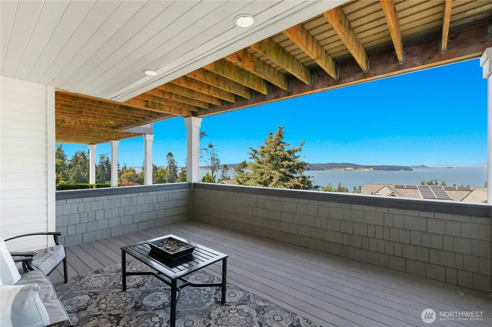 407 Vanderlin Drive Camano Island, WA 98282