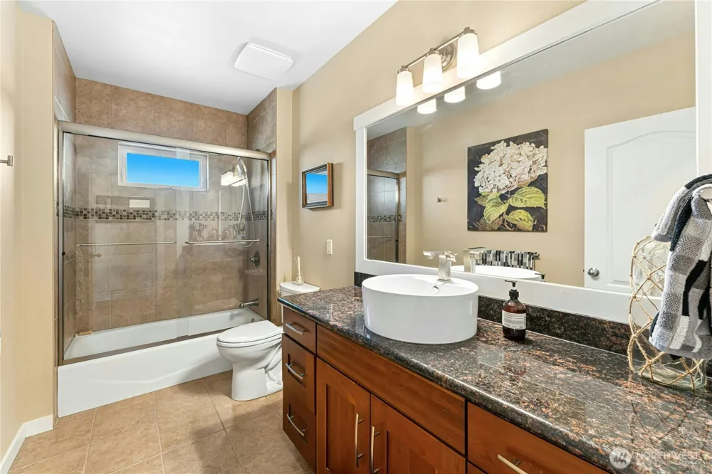 407 Vanderlin Drive Camano Island, WA 98282