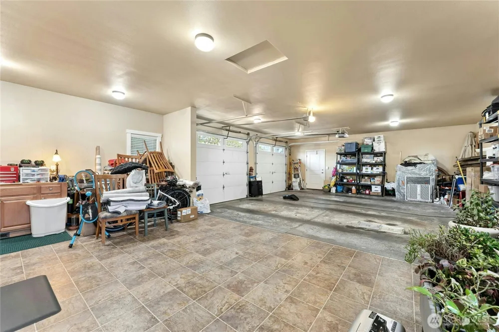 407 Vanderlin Drive Camano Island, WA 98282