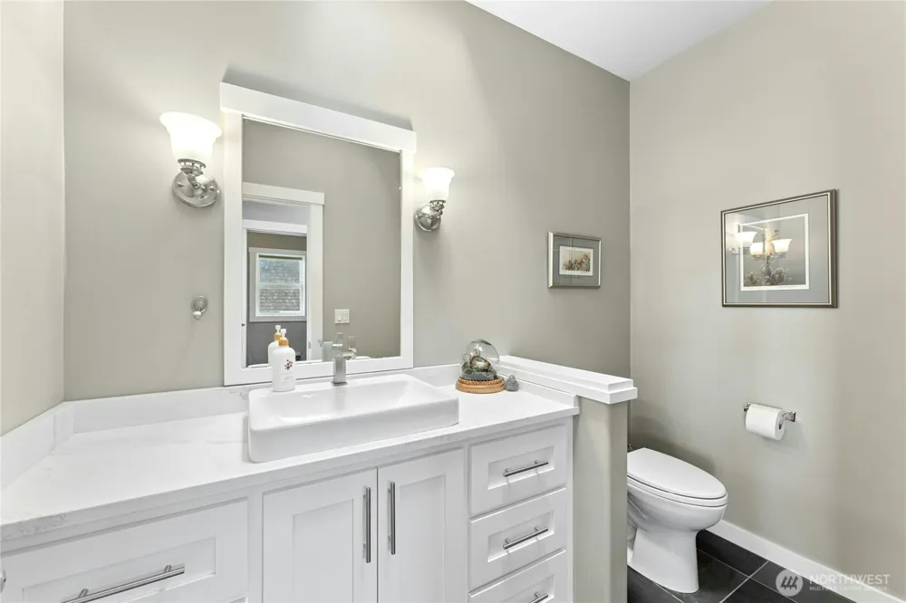 407 Vanderlin Drive Camano Island, WA 98282