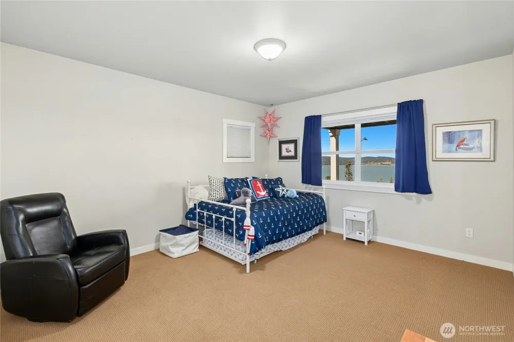 407 Vanderlin Drive Camano Island, WA 98282