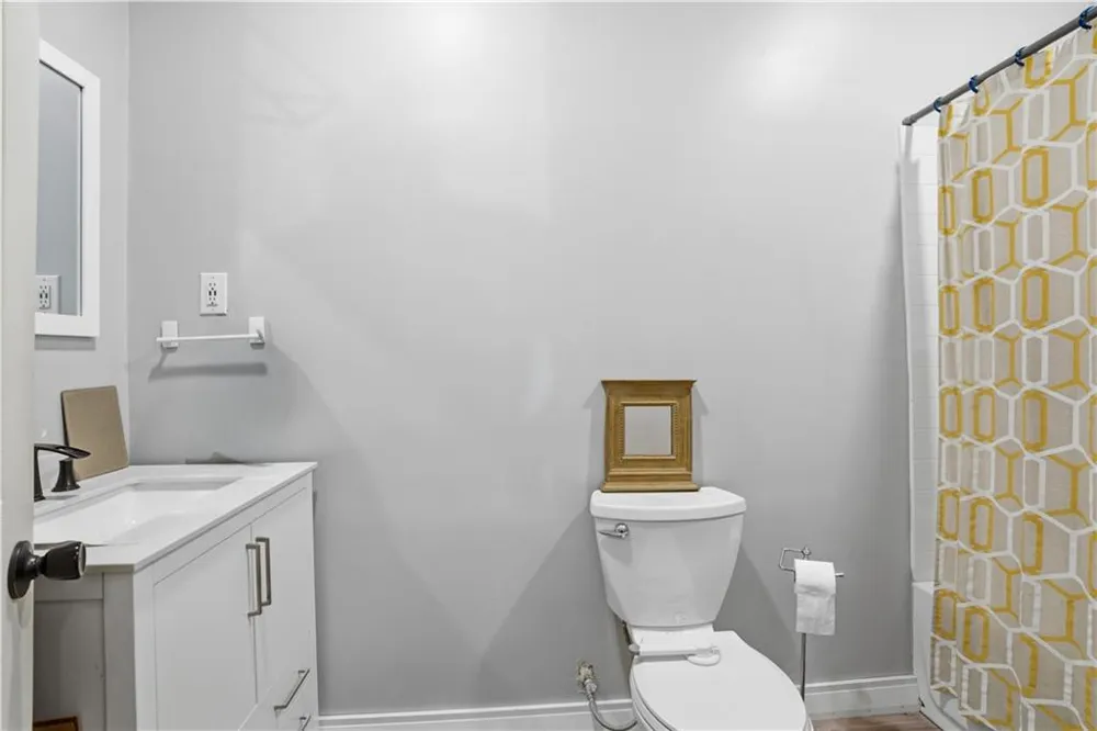 12 Laurel Way NE White, GA 30184