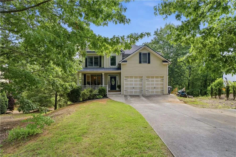 12 Laurel Way NE White, GA 30184