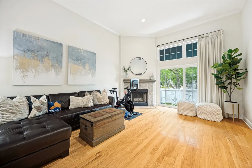 5950 Lindenshire Lane #107 Dallas, TX 75230