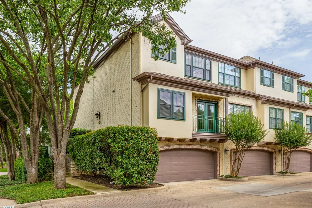5950 Lindenshire Lane #107 Dallas, TX 75230