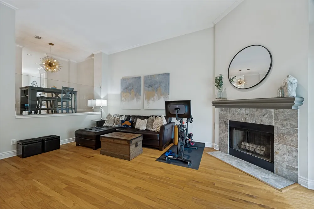 5950 Lindenshire Lane #107 Dallas, TX 75230