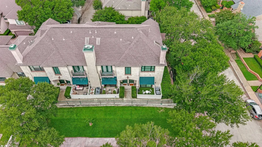 5950 Lindenshire Lane #107 Dallas, TX 75230