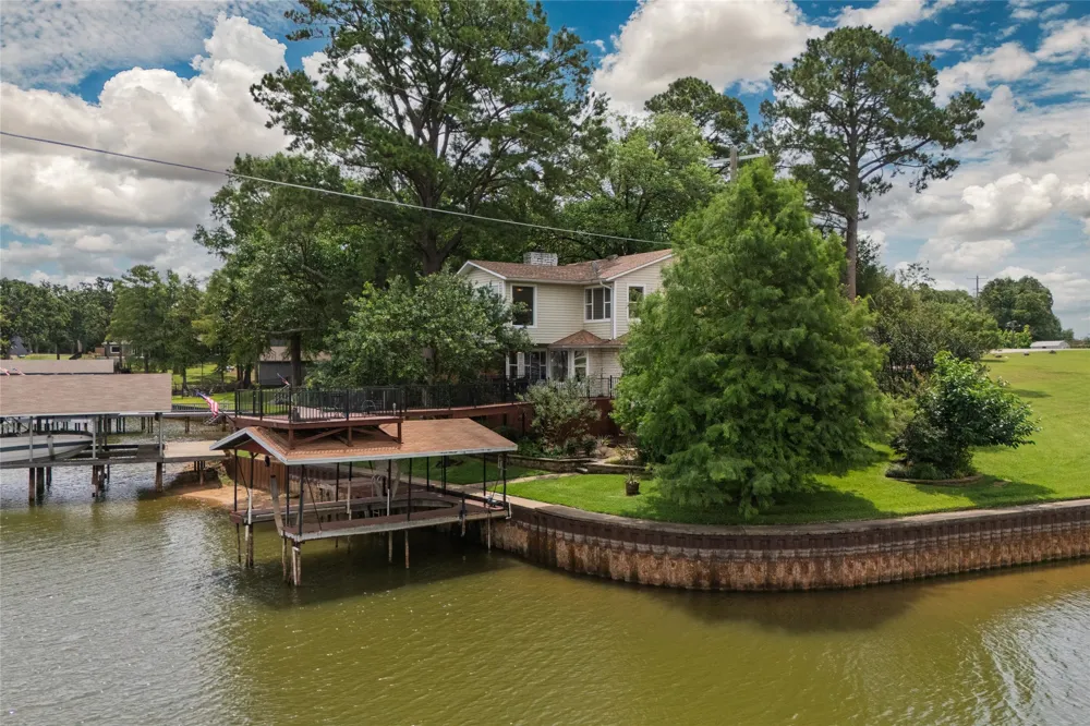 313 Sundown Trail Tool, TX 75143