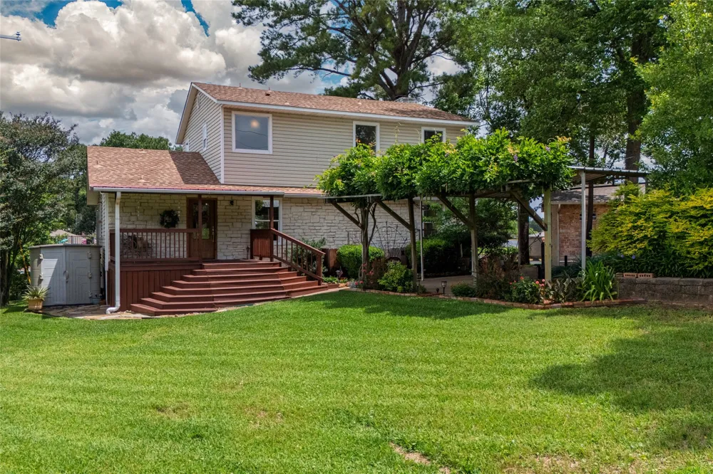 313 Sundown Trail Tool, TX 75143