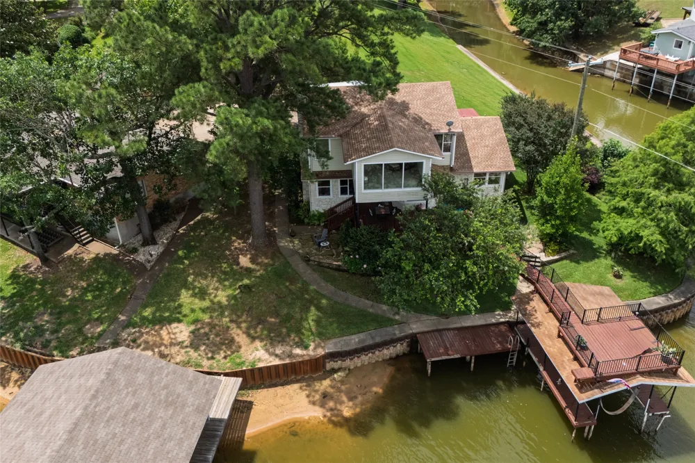 313 Sundown Trail Tool, TX 75143