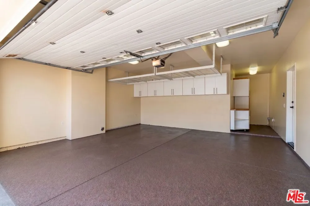 23963 De Ville Way Malibu, CA 90265