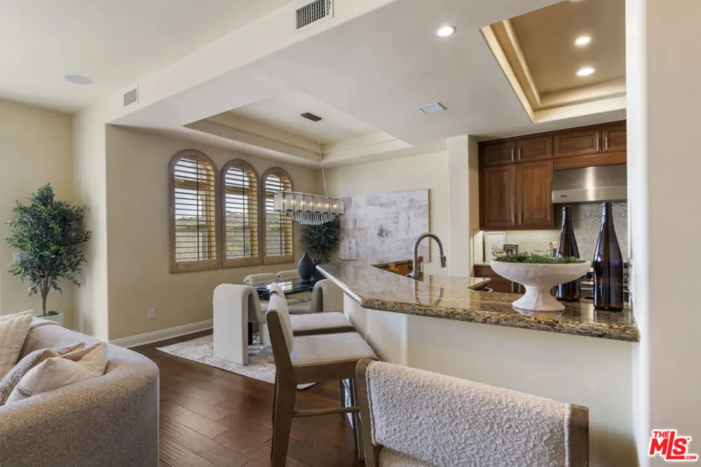 23963 De Ville Way Malibu, CA 90265