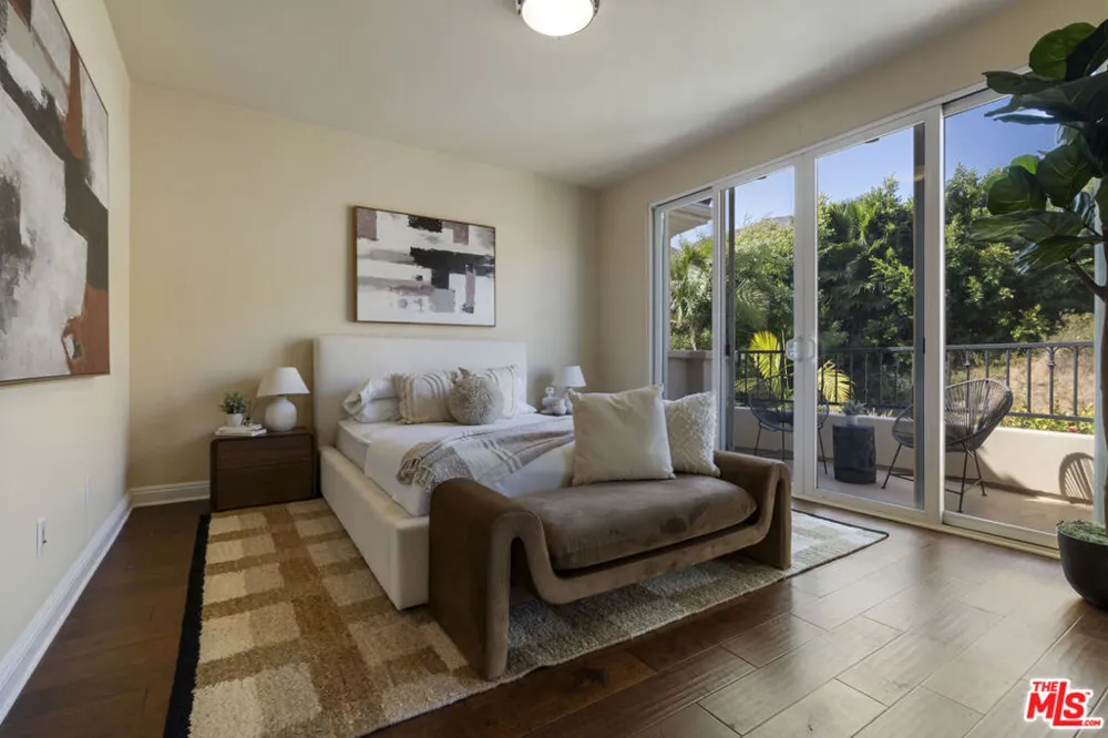23963 De Ville Way Malibu, CA 90265
