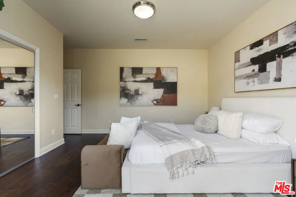 23963 De Ville Way Malibu, CA 90265