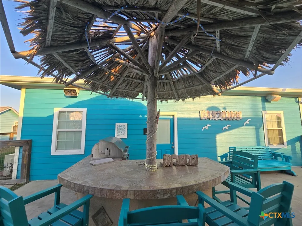8 Mesquite Street Palacios, TX 77465