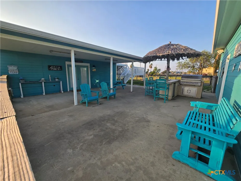 8 Mesquite Street Palacios, TX 77465
