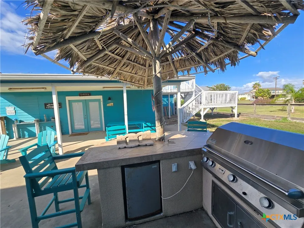 8 Mesquite Street Palacios, TX 77465