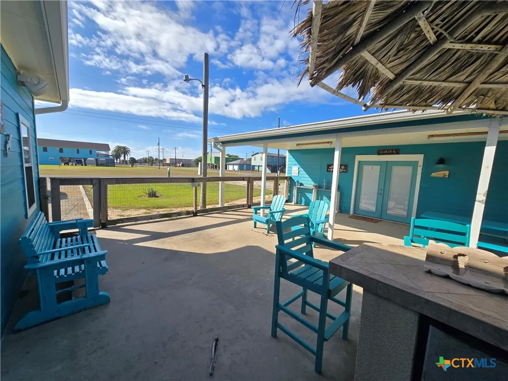 8 Mesquite Street Palacios, TX 77465
