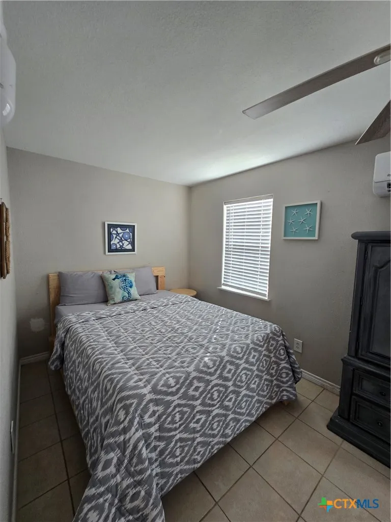 8 Mesquite Street Palacios, TX 77465