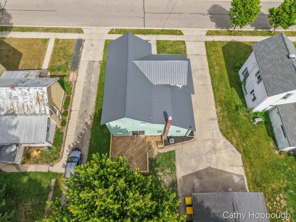 641 Jackson Street Ionia City, MI 48846