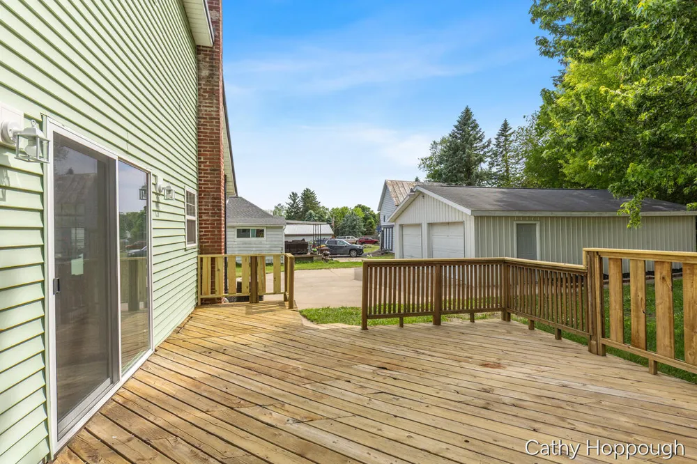 641 Jackson Street Ionia City, MI 48846