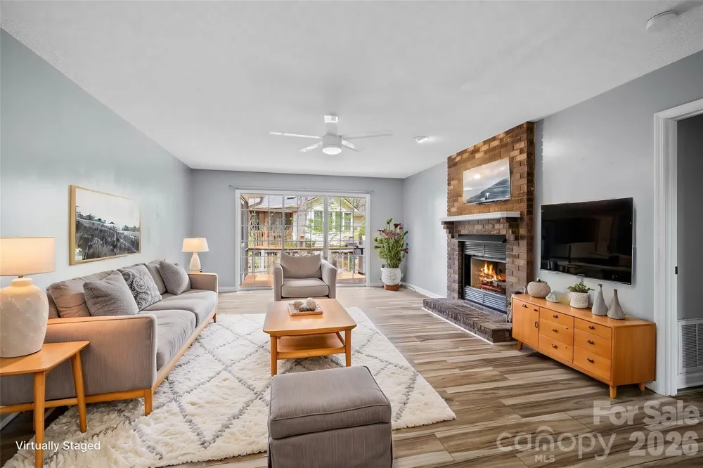 2 Manakiki Court Etowah, NC 28729