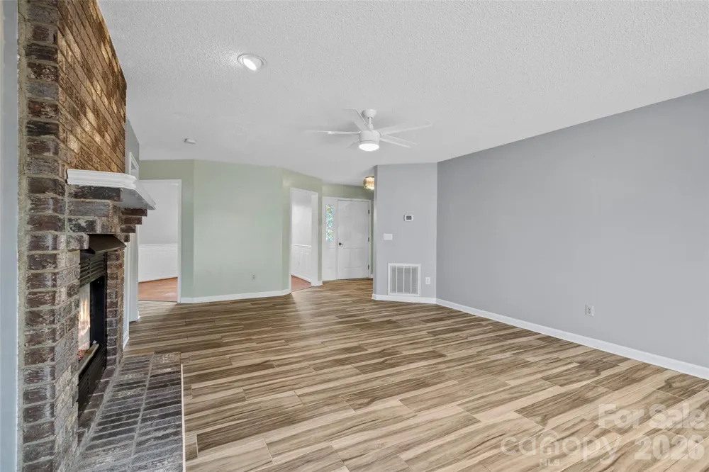 2 Manakiki Court Etowah, NC 28729