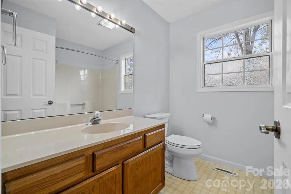 2 Manakiki Court Etowah, NC 28729