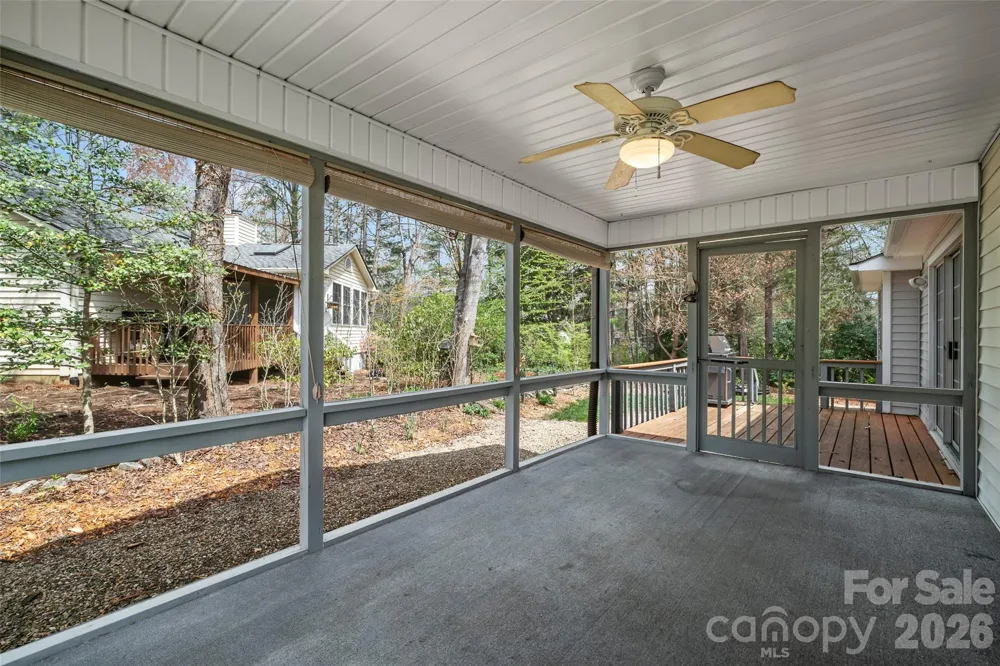 2 Manakiki Court Etowah, NC 28729