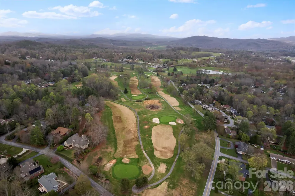 2 Manakiki Court Etowah, NC 28729