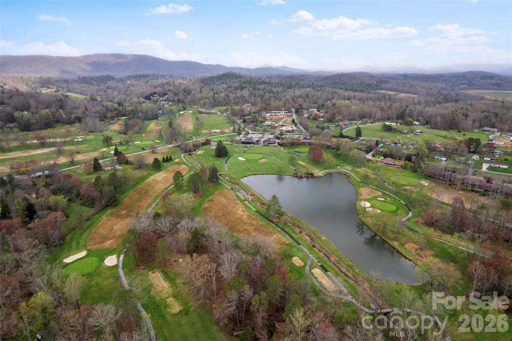 2 Manakiki Court Etowah, NC 28729