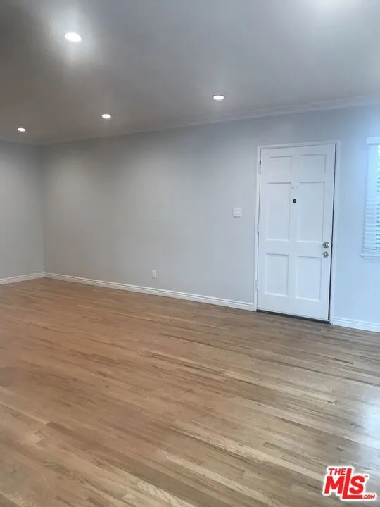 2230 Delaware Avenue Santa Monica, CA 90404