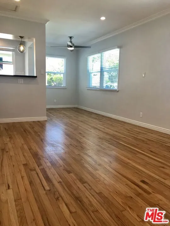 2230 Delaware Avenue Santa Monica, CA 90404