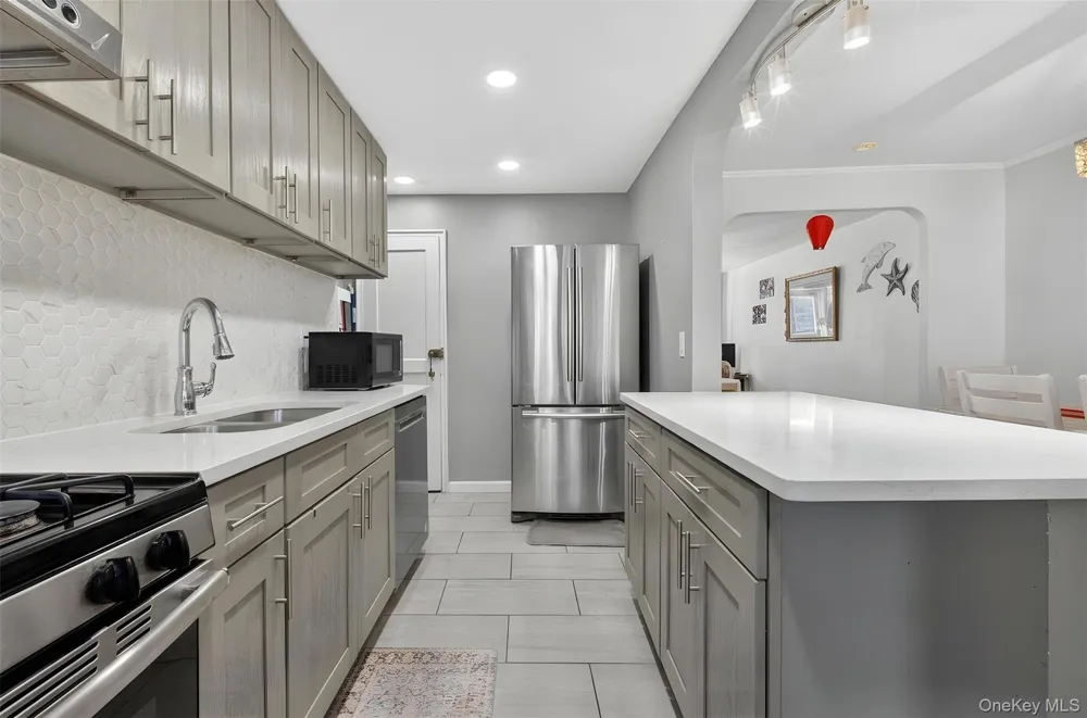 7008 165th Street Fresh Meadows, NY 11365