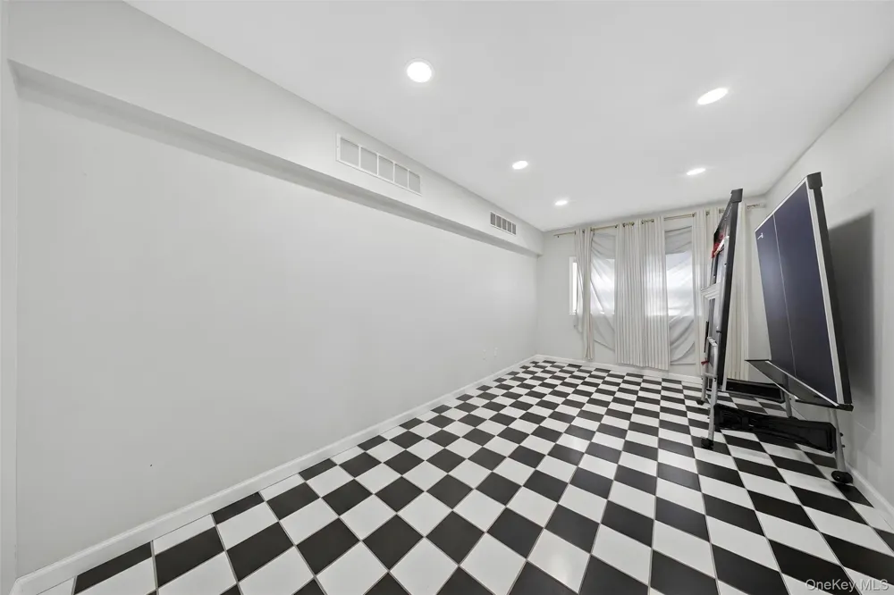 7008 165th Street Fresh Meadows, NY 11365