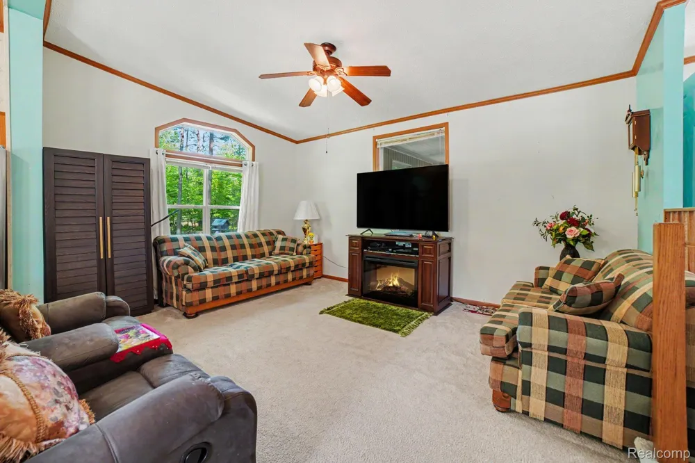 4772 S Bard Road Beaverton Township, MI 48612