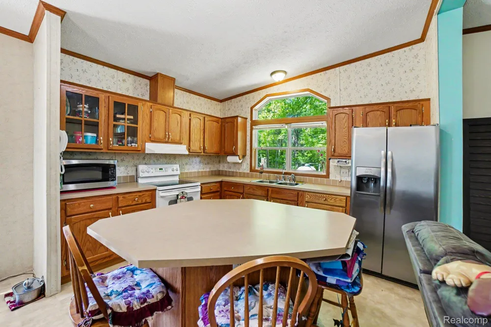 4772 S Bard Road Beaverton Township, MI 48612